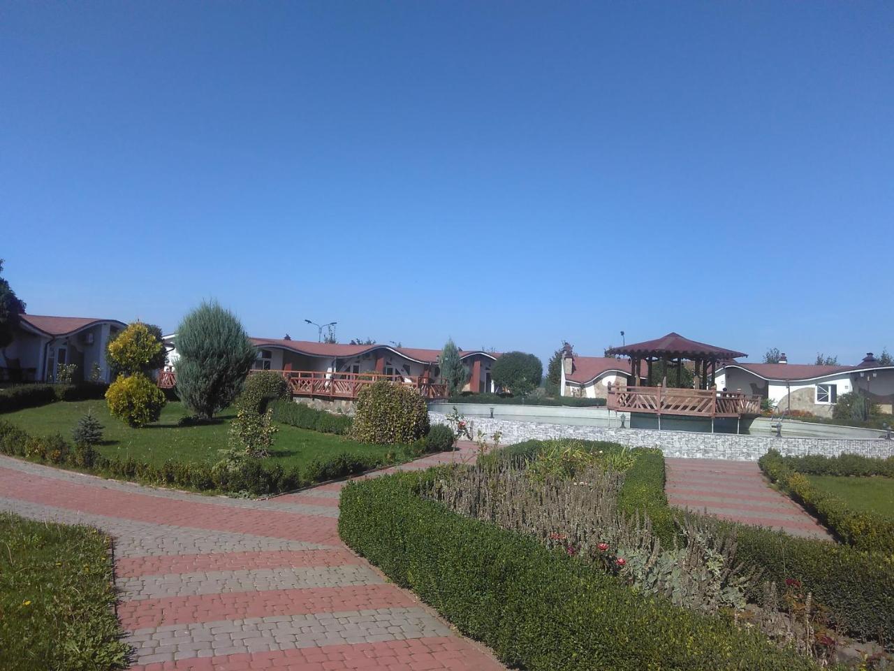 Грк Золота Підкова Motel Chupyra Eksteriør billede